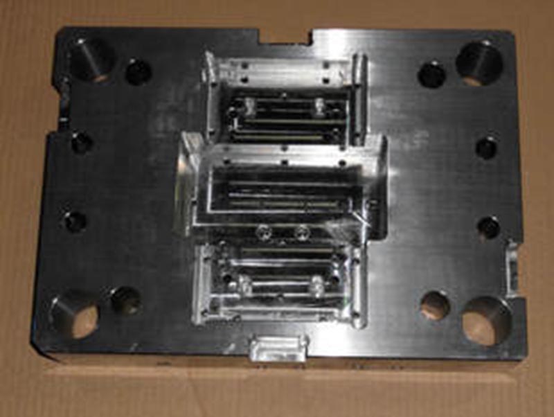 清河精密塑料模-06